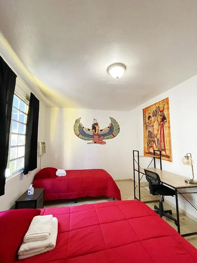 Villa Eshta San Juan Hostel